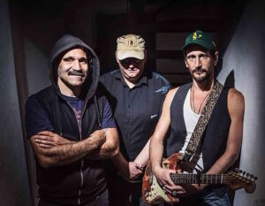 Il rock dei Tres torna sul palco del The Cage