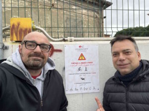 "No zone franche o aree arabe o musulmane, rispettare le nostre regole, follia i cartelli in arabo, l'Amministrazione faccia rispettare il codice della strada"