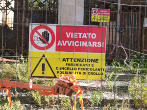 Cimitero inglese di via Pera, la segnalazione di Città Diversa