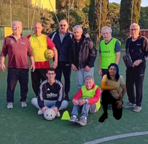 Una partita speciale di walking football per le persone con Parkinson