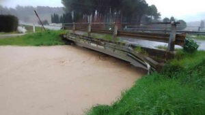 Rischio idraulico Livorno l'allerta scende a Gialla