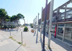 Al via la demolizione delle baracchine 7 e 8 del viale Italia