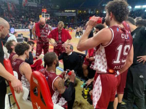 La Libertas tiene per 30 minuti poi viene affettata: Pesaro-Libertas 85-69