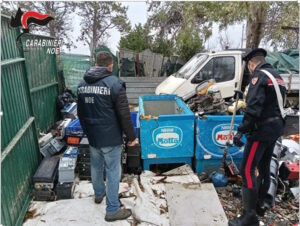 Vada, rifiuti tossici su terreno nudo: sequestrate tre discariche abusive
