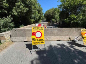 Cede la strada, chiusa la SP 10 Traversa Livornese
