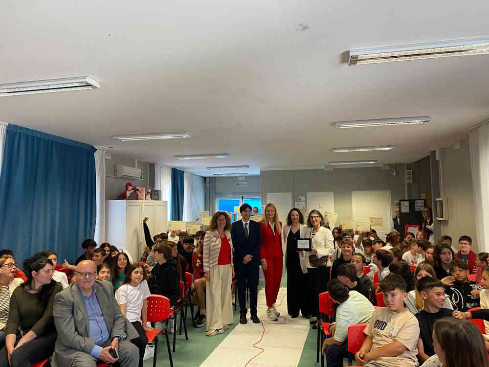 Palazzi Maledetto Vestito, il Senato premia la 3M delle Leonardo da Vinci