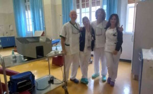 Ospedale di Livorno, ecco le foto degli operatori sanitari vincitori della sfida lanciata dal progetto "A mani nude"