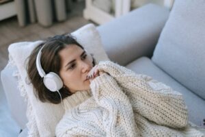 Cosa è Hikikomori il fenomeno di isolamento sociale e ritiro volontario