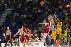 Libertas-Vigevano: scontro salvezza A2, mezza Livorno festeggerà