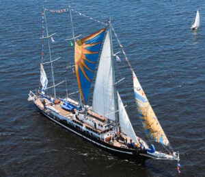 Da oggi si può visitare la nave scuola della Marina Militare dell'Uruguay. Alle 11.00 la cerimonia in onore di Giuseppe Garibaldi nella piazza omonima