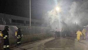 Emergenza chimica a Rosignano area isolata e bonificata, due carabinieri leggermente intossicati