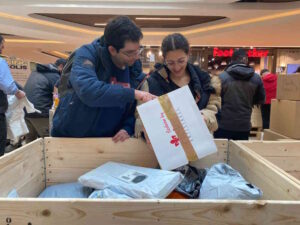 Pacchi dal contenuto misterioso in vendita con King Colis,da domani  lo shopping a sorpresa si paga 2 euro ogni 100 grammi di peso