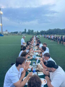 Livorno Rugby: una serata sotto le stelle per festeggiare, con oltre 400 sportivi, 94 anni di storia