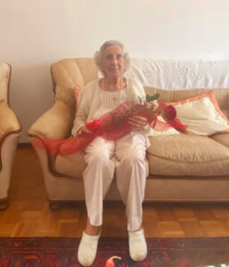 Nonna Mina festeggia 102 anni