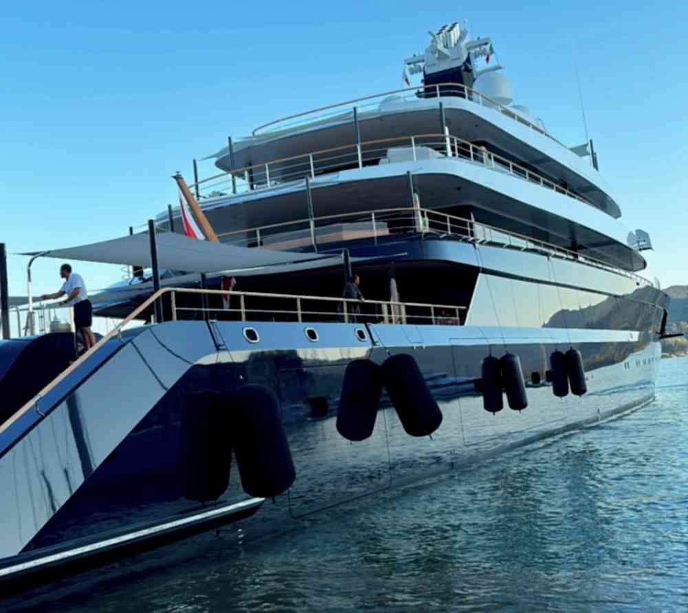 Elba Vip, "mister Zara" a Portoferraio con lo yacht Drizzle
