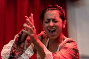 A villa Trossi "Cecilia e le leggende di mare" con i Leggendari e la compagnia del cerchio