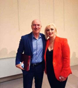 La consigliera aggiunta per i cittadini stranieri ringrazia il Sindaco