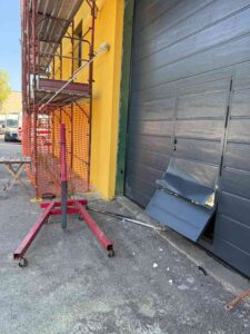 Raid notturno nella sede SVS di via delle Corallaie: danni per migliaia di euro