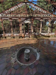 Villa Maurogordato, Reset Livorno scopre una fontana nascosta sotto la serra: “Tecniche costruttive incredibili”