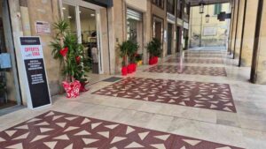 Via Grande, 70% del restyling completato, Salvetti: “Cittadini apprezzano, a giorni l'inaugurazione della prima piazzetta dedicata alle grandi donne livornesi”