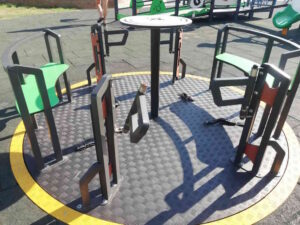 "Colpiti i bambini fragili", tolto loro il divertimento: vandalizzata giostra inclusiva a Banditella. Un gesto vile contro i più deboli