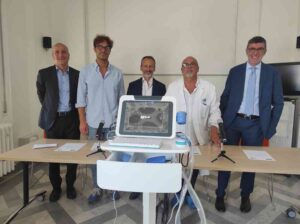 Ospedale di Livorno, Autorità Portuale dona un sistema ad ultrasuoni che evita le biopsie al fegato