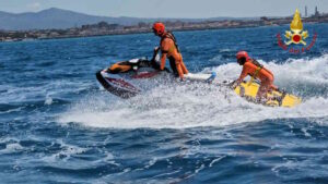 Varata a Solvay la nuova moto d'acqua per soccorso dei vigili del fuoco