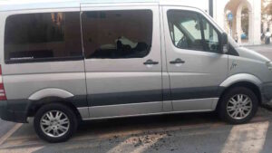 Vetro spaccato a mezzo per disabili, negato diritto a serenità e vacanza per un minore speciale