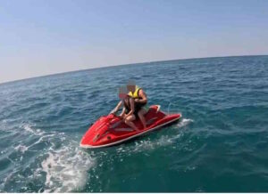 Tredicenne sorpreso alla guida di moto d'acqua, multa da 3670 euro