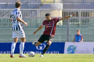Serie C, Livorno-Ascoli 0-3: amaranto travolti e contestati al “Picchi”