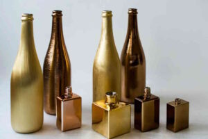 Decorazione industriale: come cambia la verniciatura delle bottiglie di vetro con Nordest LINE