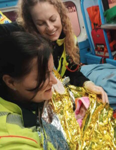 Livorno: parto d'emergenza a bordo di una nave, intervengono il 118 e i vigili del fuoco