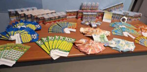 Arrestato nella notte dalla Polizia di Stato un uomo per furto aggravato ai danni di una tabaccheria del centro