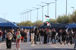 Contestazione Salvini, due domande a Usb, "Dissociazione non fa parte del nostro vocabolario e comunque noi non c'entriamo con gli scontri"