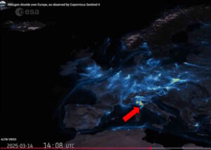 Livorno, l’inquinamento delle navi visibile dallo spazio l’allarme di Porto Pulito
