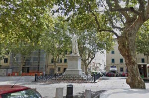 Piazza XX: Completata illuminazione al monumento di Leopoldo, lunedì l'inaugurazione