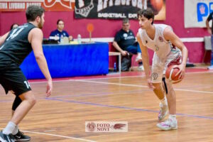 Basket, US Livorno inarrestabile: battuta San Vincenzo e quinta vittoria consecutiva