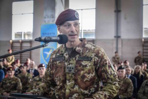 Brigata Paracadutisti Folgore: avvicendamento al vertice, Paduano nuovo comandante