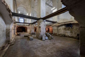 “Into the Flow”, giovani sguardi sulla città: videoarte e sperimentazione al Palazzo del Monte dei Pegni