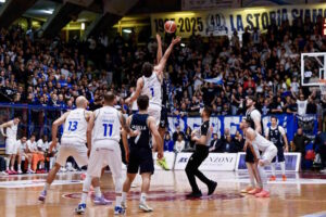 Basket: il girone di andata della Pielle si chiude con la sfida alla Loreto Pesaro