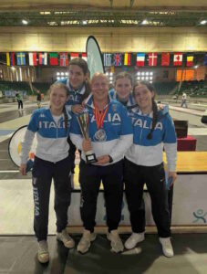 FIDES - Anna Torre ed Aurelie Personi splendono al Circuto Europeo U17 di Sciabola di Segovia