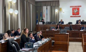 Amadio: "Giani ha voluto il rigassificatore, basta propaganda dalla sinistra"