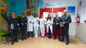 Guardia di Finanza dona quattro fonendoscopi neonatali al reparto di Pediatria