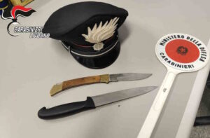 Fermati con armi bianche durante i controlli: scatta la denuncia&nbsp;