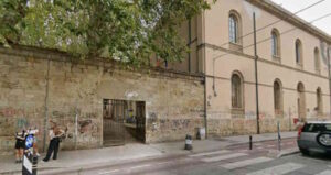 Striscioni Credere, obbedire, combattere, giovani DEM: non possono essere trattate come ragazzate