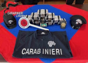 Arrestati due tunisini, avevano 5 chili di droga in auto