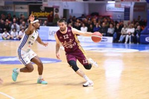 Con Brindisi un'altra beffa per la Libertas: 76-75