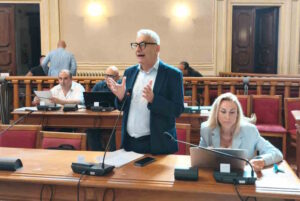 Scontro in consiglio comunale con l'alleato FdI, Guarducci: “resto nel centrodestra, ma in aula agirò liberamente”