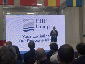 Livorno, inaugurati i magazzini FHP MarterNeri, plauso dell'AdSP