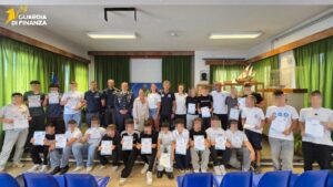 Il Roan Livorno partecipa a pulifonfali e spiagge ad Antignano